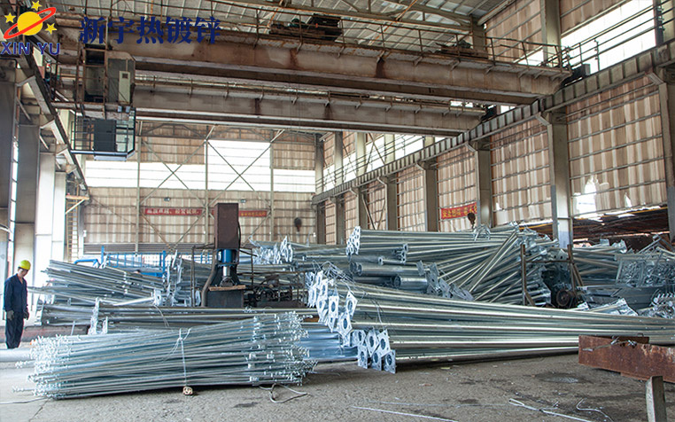 钢结构工程热镀锌工厂热镀锌层能防腐蚀的原因